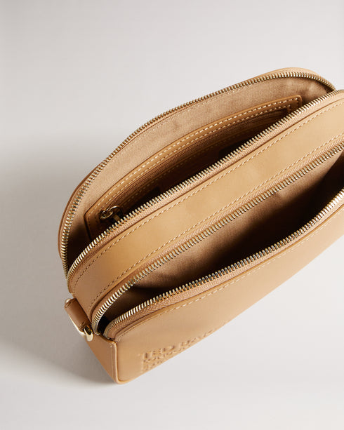 {{ product.type }} - Ted Baker London - Kosovo - DARCELO